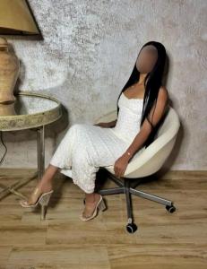 621395281: Chica busca chico en Almería