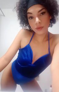 688394537: Chica busca chico en Madrid