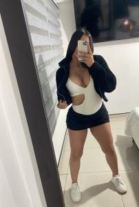 602259327: Chica busca chico en Madrid