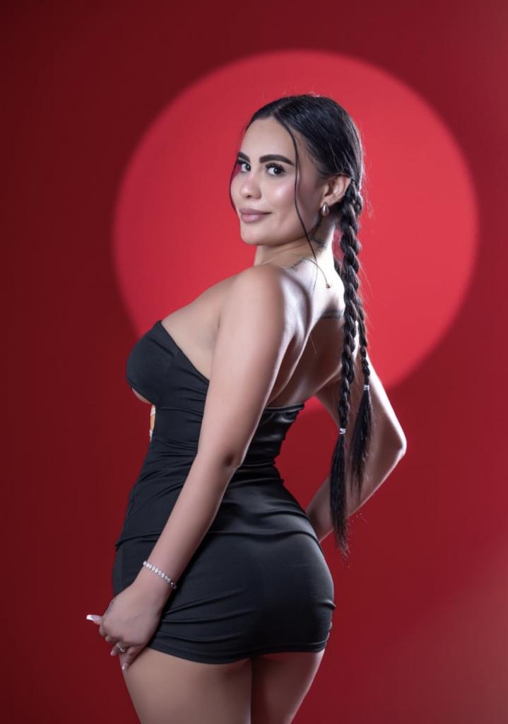 Chica busca chico en Cádiz: 