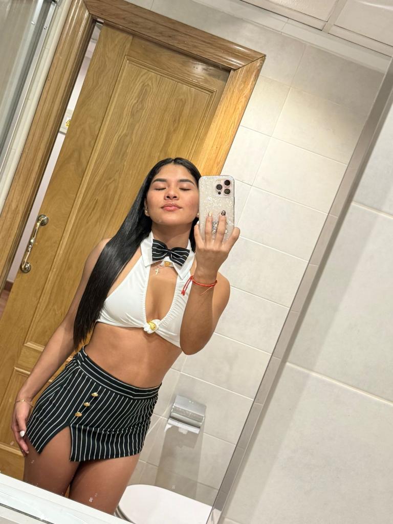 Chica busca chico en Granada: 