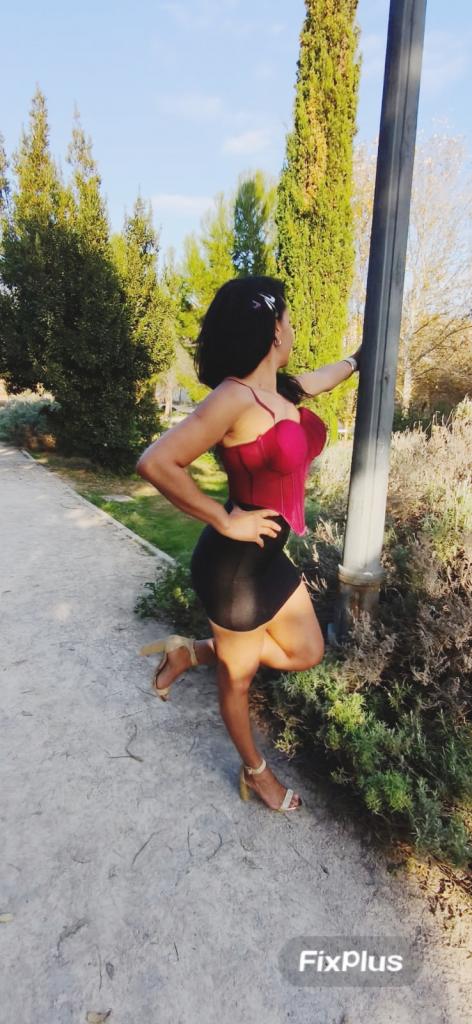 672811406: Chica busca chico en Valencia