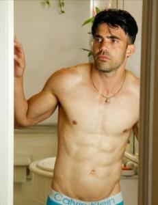 679599166: Chico busca chica en Granada