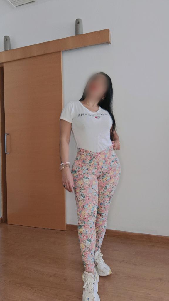 Chica busca chico en Granada: 