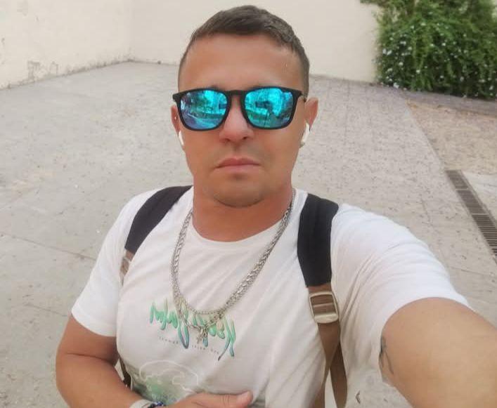 Chico busca chica en Barcelona: 