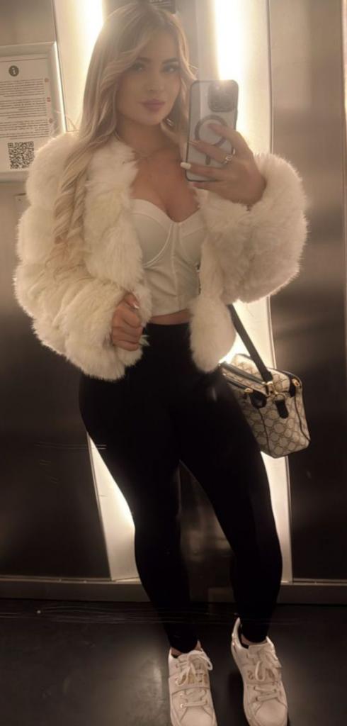 Chica busca chico en Mallorca: 