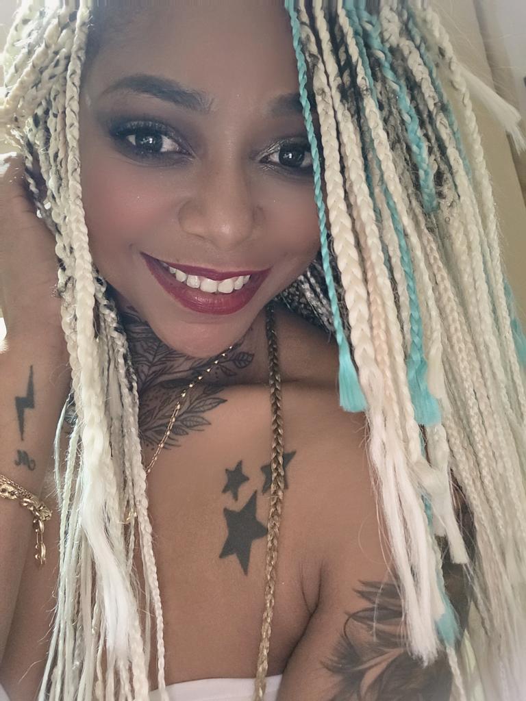 Chica busca chico en Ibiza: 