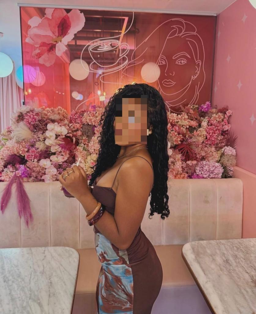 Chica busca chico en Pontevedra: 