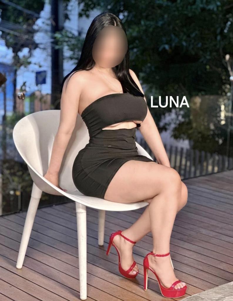 Chica busca chico en La Coruña: 