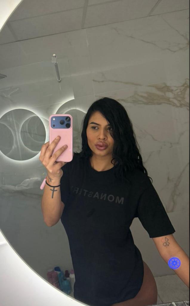 Chica busca chico en Almería: 