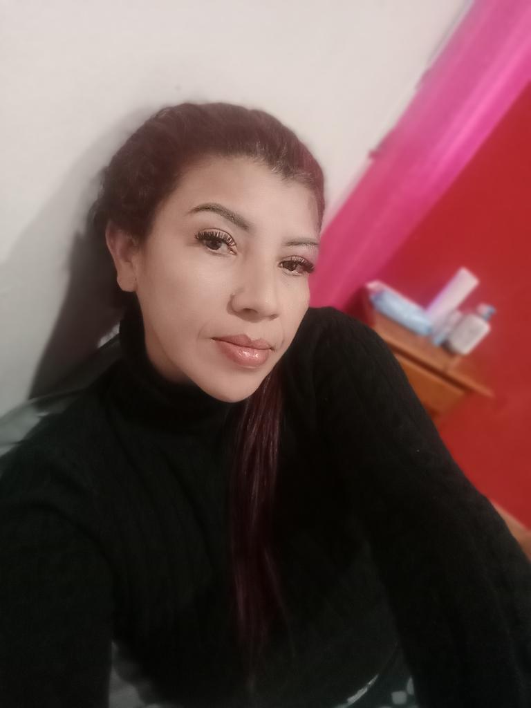 Chica busca chico en Huelva: 