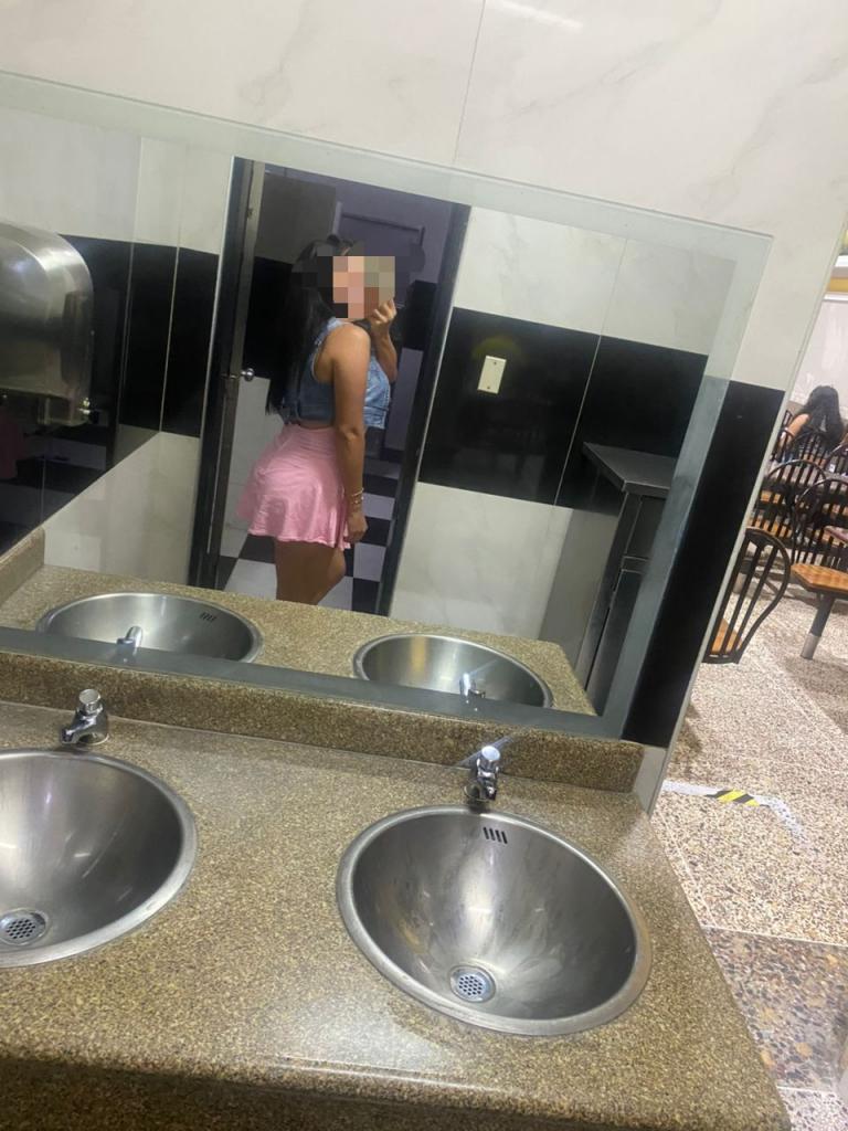 Chica busca chico en Tenerife: 