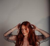 612579218: Chica busca chico en Gerona