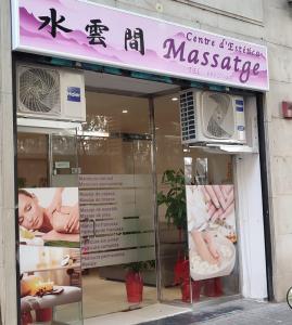 Chica busca chico en Barcelona: 