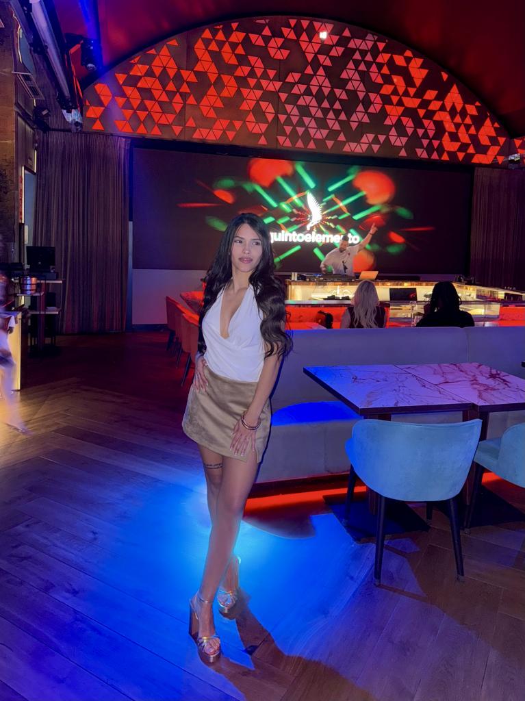 Chica busca chico en Granada: 