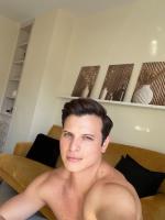 692972990: Chico busca chica en Alicante