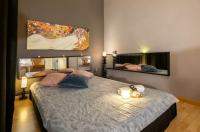 644306835: Chica busca chico en Barcelona