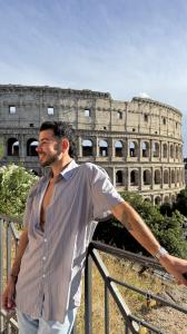 602384835: Chico busca chica en Barcelona